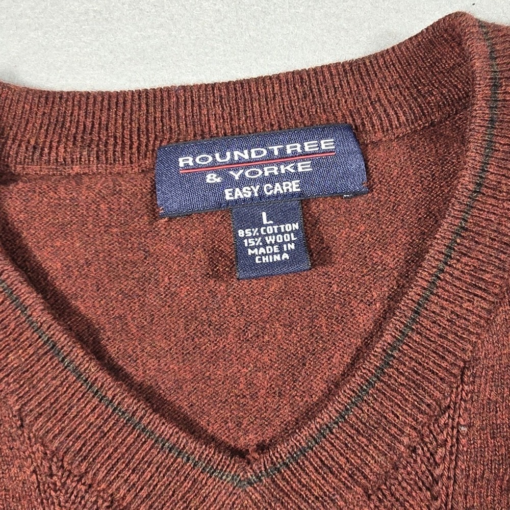 Roundtree & Yorke Mens Large Burgundy Sweater Vest Easy Care Cotton Wool Blend